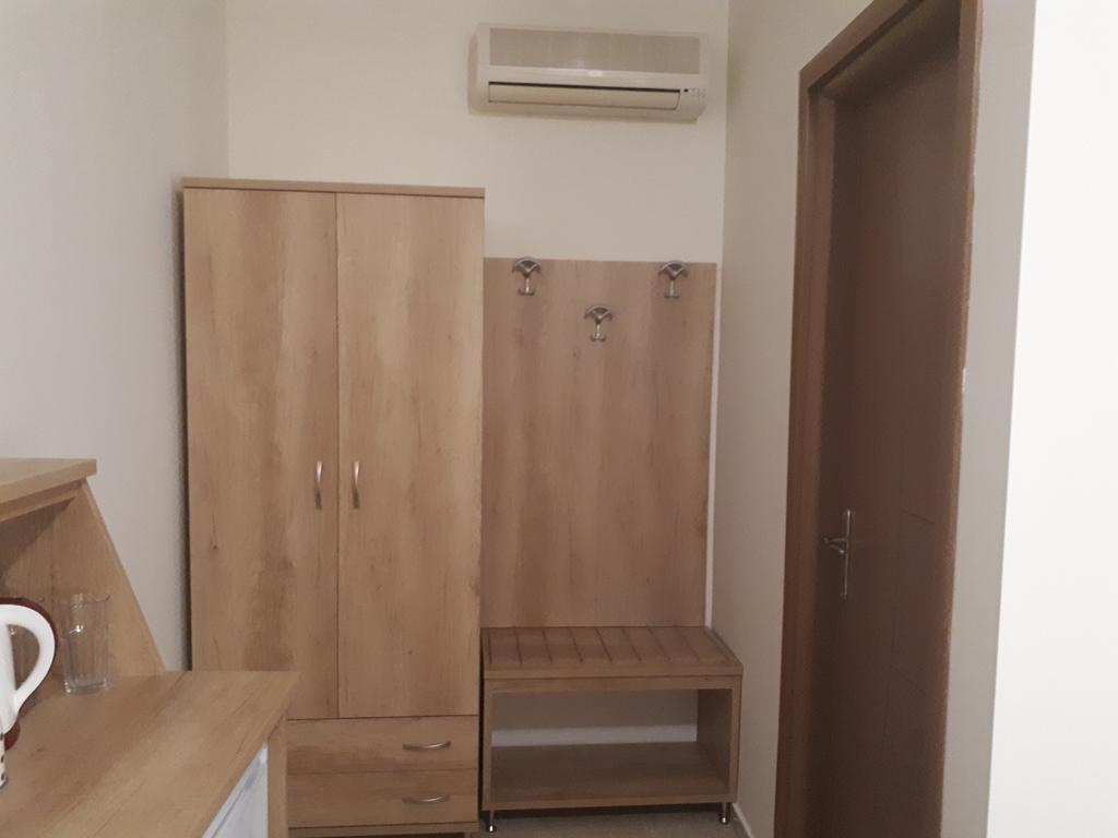 Denis Hotel And Bungalows Korinós Extérieur photo